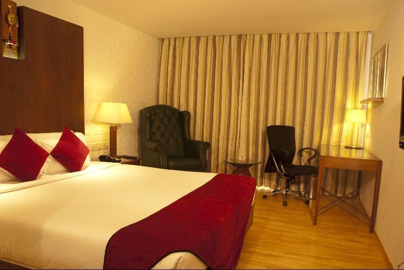Sfo Hotel And Suites Bangalore Room photo